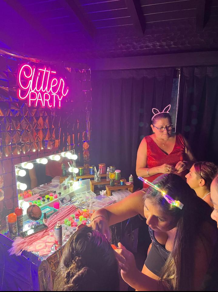 Glitter Bar